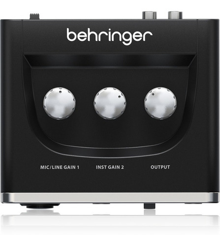 Interfaz de audio Behringer U-Phoria UM2 negra