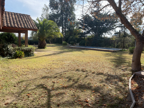 Casa Estilo Colonial En Camino Loreto