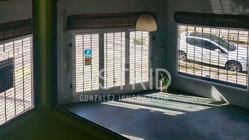 Imagen 2 de 7 de Local En Esquina A La Venta Sobre Av. Italia En Tigre