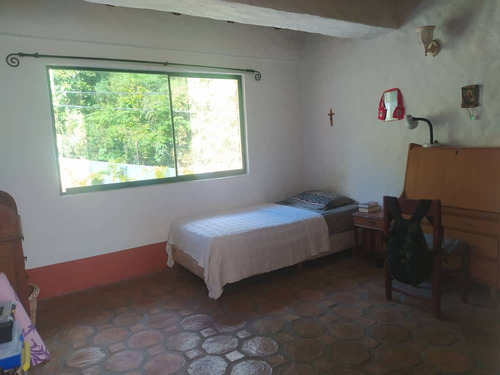 Venta De Townhouse Con Estilo Rustico Colonial Ubicado En La Union Yc