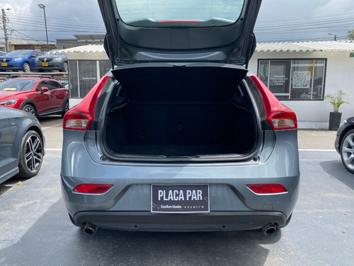 Imagen 7 de 19 de Volvo V40 Hb At 2019 - 1500cc