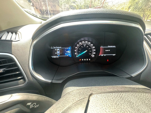 Ford Edge 3.5 Titanium