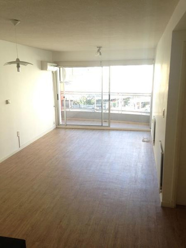 Imagen 2 de 20 de Apartamento Al Frente De 2 Dormitorios Con Cochera - Pocitos