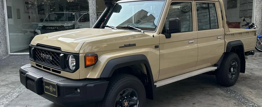 Toyota Lc79 Aniversario Beige 2025