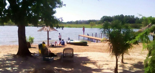 Frente Al Río Lago Salto Grande