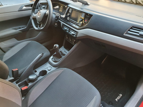 Imagen 15 de 21 de Volkswagen Polo Confortline 1.6 2018