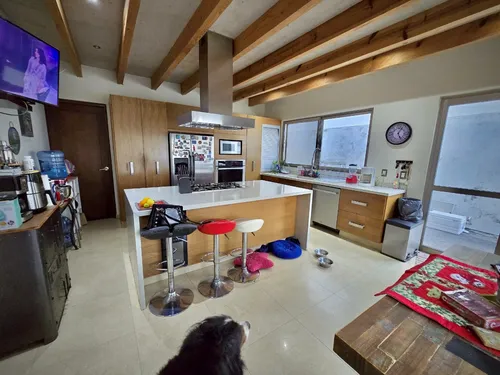 Hermosa Residencia Estilo Mexicano En Privada En Ahuatlán