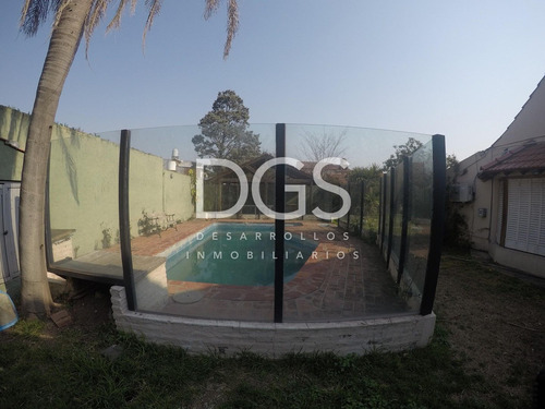 Casa 5 Ambientes En Venta En Banfield