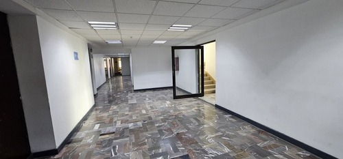 Oficina 21m2 Exterior En Balderas Por Alameda Metro Juarez