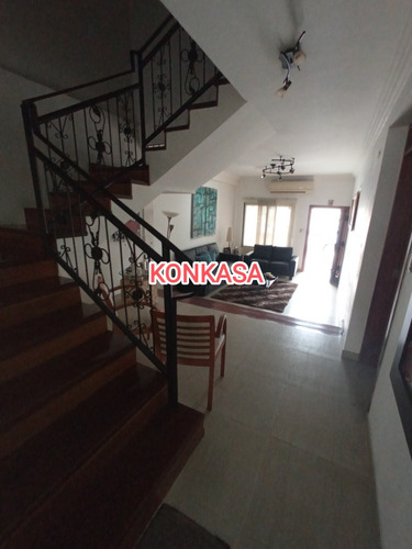 Konkasa Vende Town House Vía El Castaño. Maracay