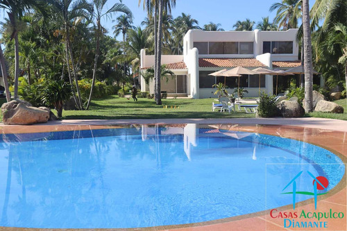 Cad Son Vida Petén Ph C8. Terraza Con Vista A Los Jardines Y Albercas