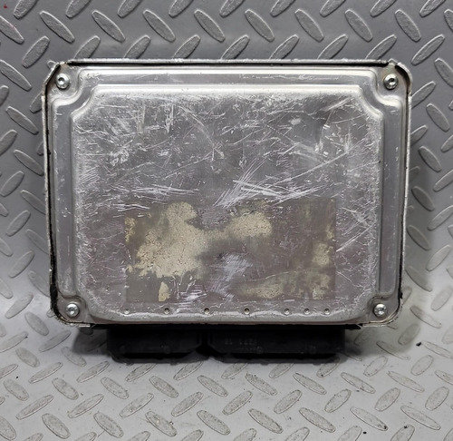 Computadora Ecu Jetta Bora 2005-2006 2.5l 06a906032qe Libre (Usado)
