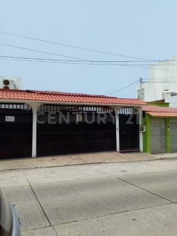 Casa En Venta En Colonia María De La Piedad Coatzacoalcos Veracruz