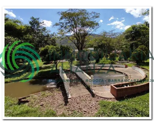 Finca En Venta En Guatiguara. Cod V61076