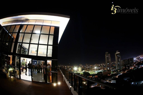 Sala Comercial, No Centro De Itajaí. - Sa0106