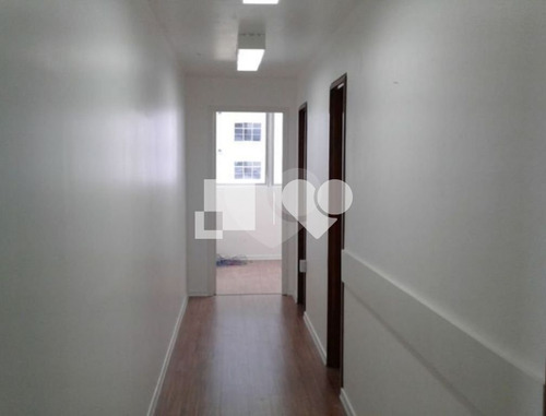 Imagem 14 de 28 de Conjunto De Salas Em Andar Inteiro, Com Vaga De Garagem, No Centro Histórico. - Reo425554