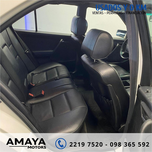 Imagen 12 de 15 de Mercedes Benz C180 Automatico Classic Amaya