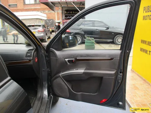 Hyundai Santa Fe Gl 4x2 2400cc Mt Aa