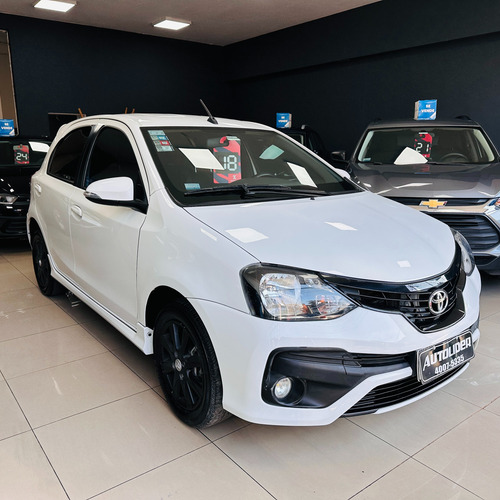 Toyota Etios 1.5 XLS 6M/T