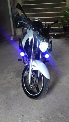 Imagem 1 de 6 de Yamaha Fazer 250