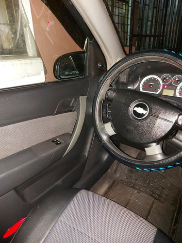 Chevrolet Aveo Emltion Semi Full