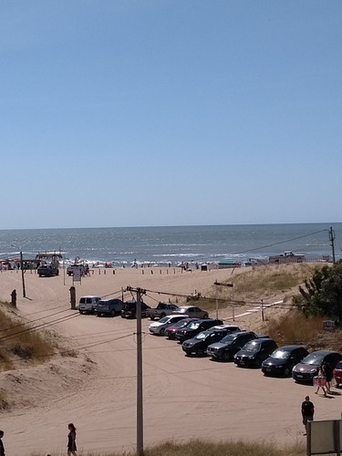 Imagen 12 de 15 de Vendo Departamento Con Cochera Frente Al Mar!! Imperdible!