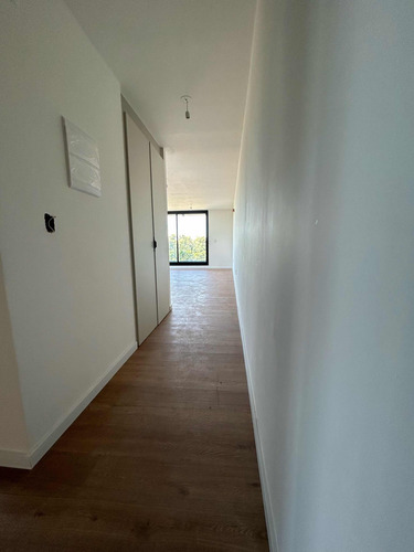 Se Vende Apartamento 2 Dormitorios Con Gge, Parque Miramar