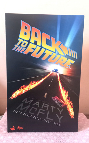 Marty Mcfly Hot Toys 1/6 Volver Al Futuro Sideshow (Usado)