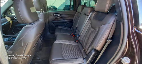 Jeep Commander 1.3 T270 TURBO FLEX OVERLAND AT6