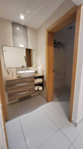 Apartamento Amueblado En Venta En Bella Vista 1 Hab