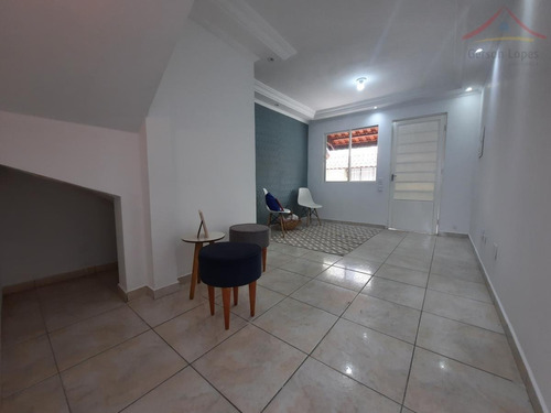 Imagem 10 de 16 de Casinha Charmosa Dentro De Condominio Fechado Com Quintal E Vaga