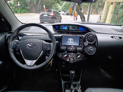 Toyota Etios 2017 1.5 16v Xls Aut. 4p