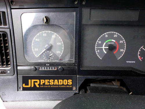 Imagem 10 de 15 de Volvo Vm 260 Câmara Fria Thermo King Trucado 6x2 Ano 2006