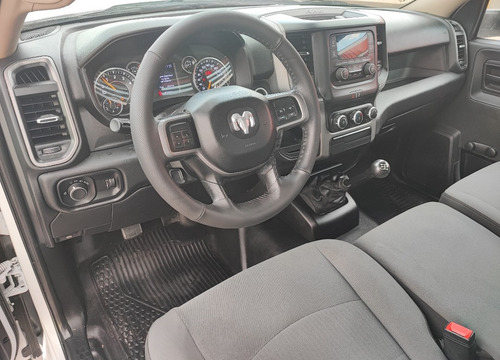 RAM 4000 5.7 Chasis Cabina P 4x2 Mt