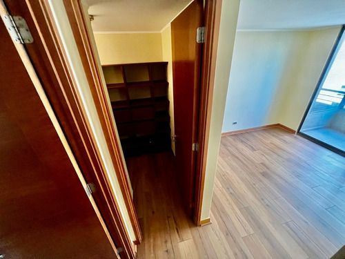 Departamento En Arriendo De 4 Dorm. En Las Condes