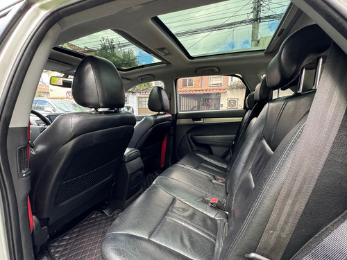 Full Equipo, Doble Sunroof, 4x4 Diesel, 7 Pasajeros