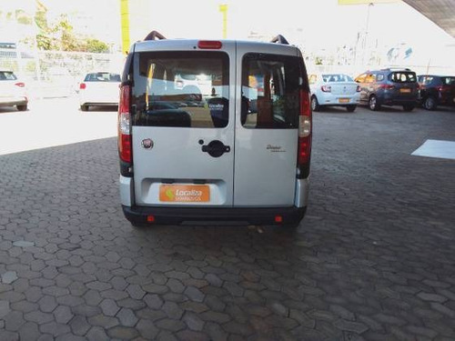 Imagem 2 de 9 de Fiat Doblò 1.8 Mpi Essence 7l 16v Flex 4p Manual