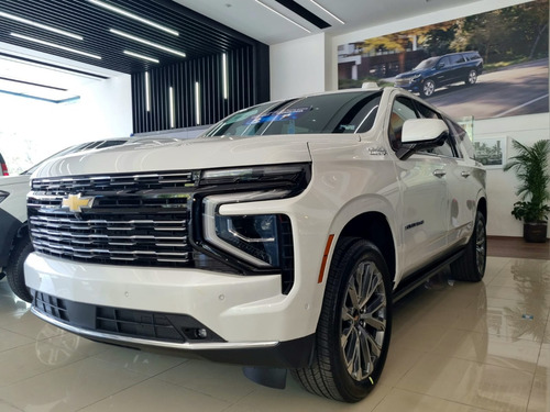 Chevrolet Suburban 6.2 High Country 4X4 At