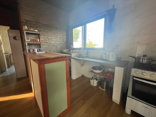 Casa De Dos Dormitorios En Balneario Los Pinos 2