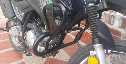 Defensa Slider Moto Yamaha Xtz 150 En Alerón Reforzada