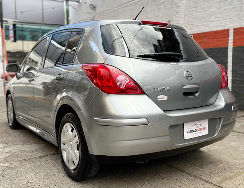 Nissan Tiida 1.8 Visia