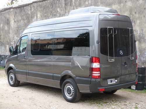 Carroza Fúnebre Mercedes Benz Sprinter 415 Cdi Combi 15+1 3.