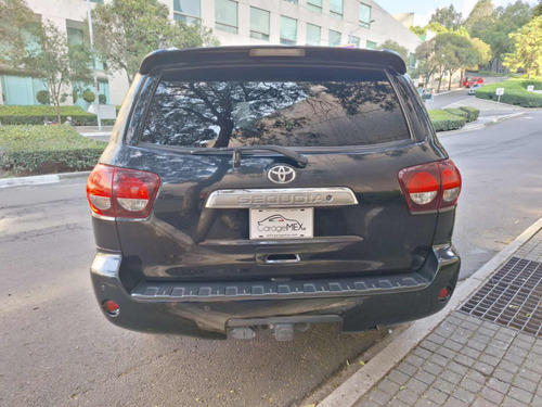 Toyota Sequoia 5.7 Platinum At