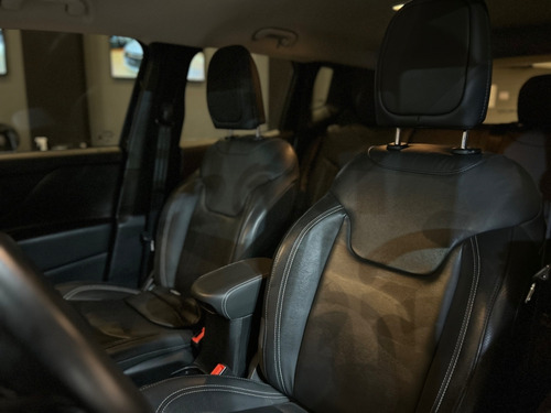 Jeep Renegade 1.8 16V FLEX LONGITUDE 4P AUTOMÁTICO