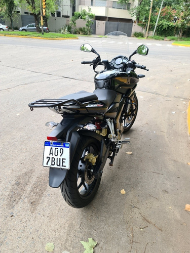 Imagen 4 de 15 de Bajaj Rouser As 200