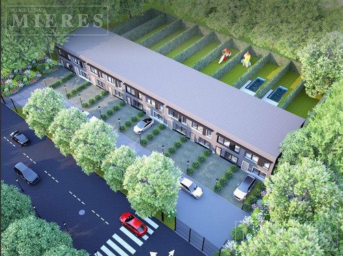 Dúplex En Venta En Village Estrada
