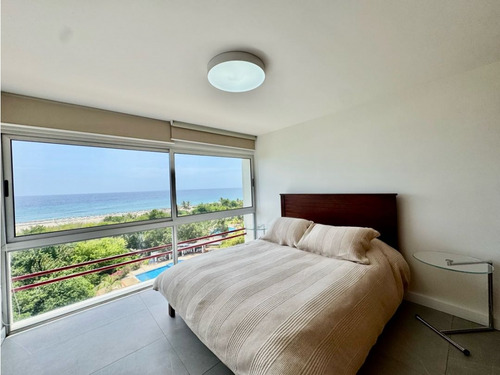 Se Vende Apto 170m2 4h/4b/2p Camurí Grande