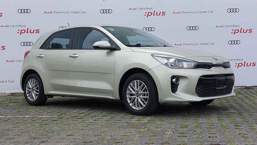 Imagen 7 de 15 de Kia Kia Rio Hb 2018 5p Hb Ex, Ta6, Ve, F. Niebla, Ra-15