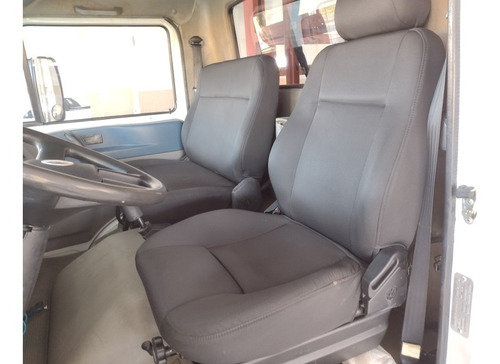 Imagem 10 de 15 de Volkswagen 8-150