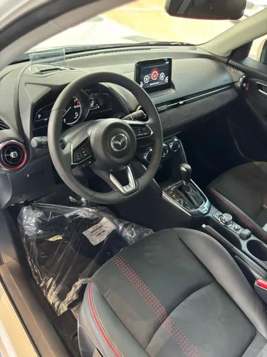 Mazda 2 Grand Touring Lx Carbon 2.0 Modelo 2026